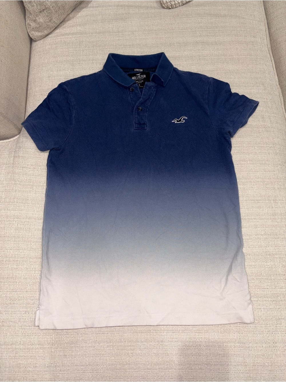 Hollister Men’s Navy to White Ombre Polo